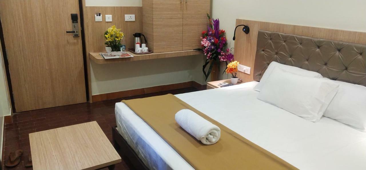 Amutham Residency Hotel Tiruchirappalli Kültér fotó